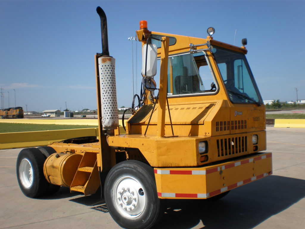 Yard Jockey Truck